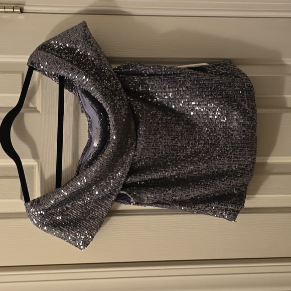 PREMIER AMOUR BRAND WOMEN'S GRAY SEQUIN PARTY TOP SIZE LARGE - Picture 3 of 14